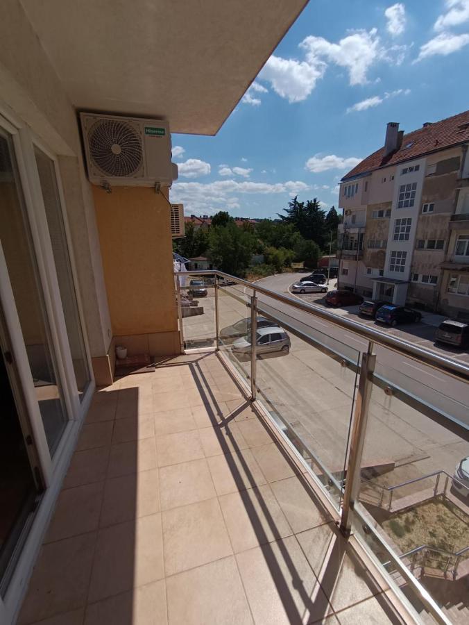 Apartman Nk Apartment Niksic Luaran gambar